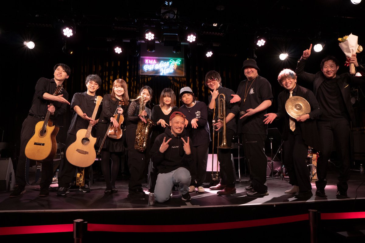 unplugged MC battle/live tweet media