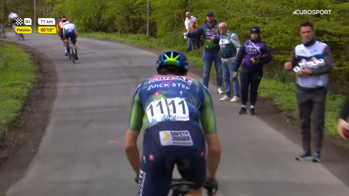 Le Gruppetto tweet media