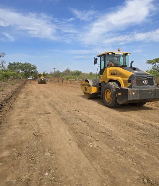 𝑳𝑶𝑵𝑮 𝑳𝒀𝑭 tweet media