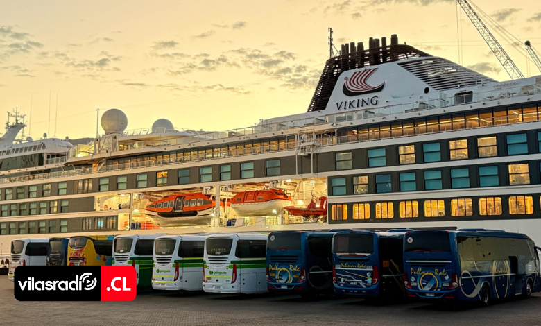 VilasRadio's tweet photo. ⚓️🚢 IQUIQUE CIERRA TEMPORADA DE CRUCEROS CON IMPACTANTE ARRIBO DEL “VIKING OCTANTIS”
💻 Revisa la nota completa aquí:
https://t.co/bmbB3MHK9J
#Chile #Tarapacá #Iquique #Crucero #VikingOctantis https://t.co/jhw7KOxyM6