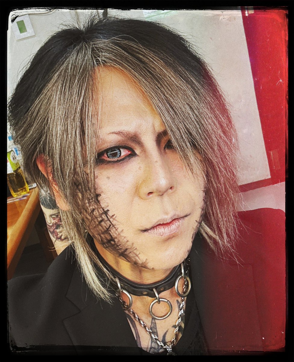 DARRELL 藍 tweet media