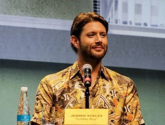 Hourly Jensen Ackles tweet media