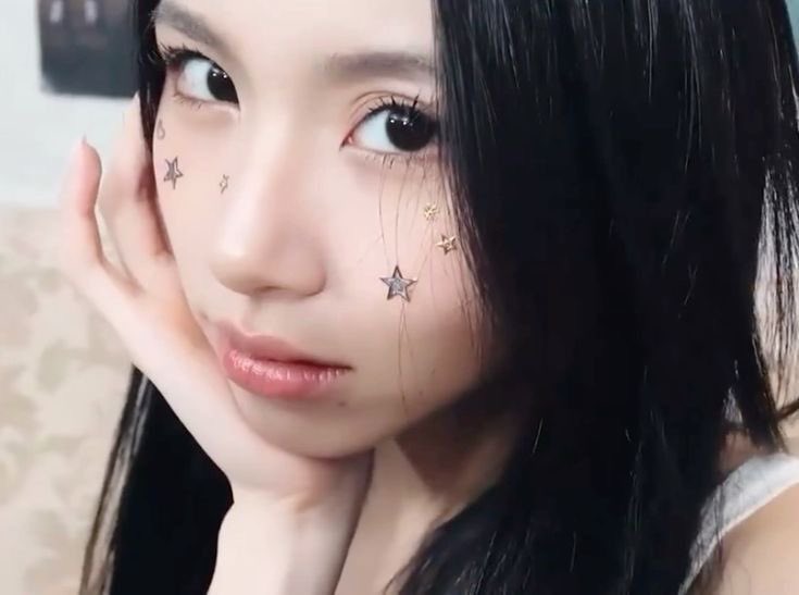 𝗂𝗋𝗂𝖾 𝗀𝗋𝖾𝗏𝗂. tweet media