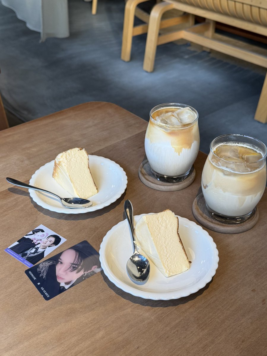 f_sqb's tweet photo. 香水宝物( ՞ෆ  ̫ ෆ՞ )✨✨　
桜よりトルネードポテト少年すぎ🥣

#百田隼麻　#lilleage
#tamburins https://t.co/Nz0HXHdyAO