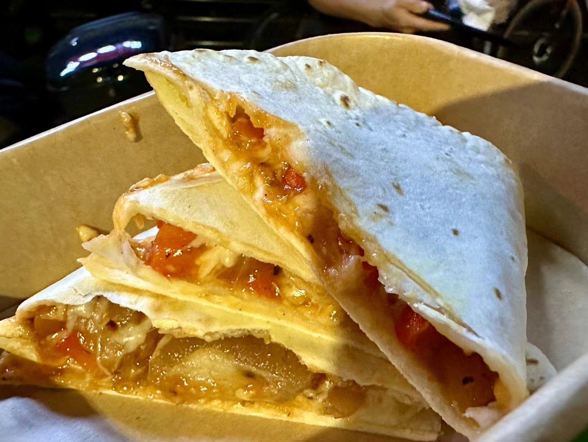 Annie Pham tweet media