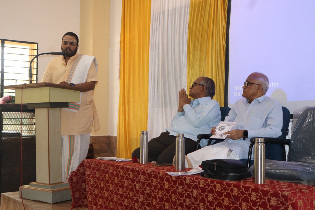 jamvasu's tweet photo. 1/
अन्वीक्षिकी — The Lamp That Lights the Path of Nīti 🧵

Delivered a lecture today at the National Seminar on "Neethishastram in Samskrita Literature and its Present Relevance" at S.D.P.T. College, Kateel, KA.

My theme: the foundational role of Anvīkṣikī in Nītiśāstra. https://t.co/BPXMsMK0LN