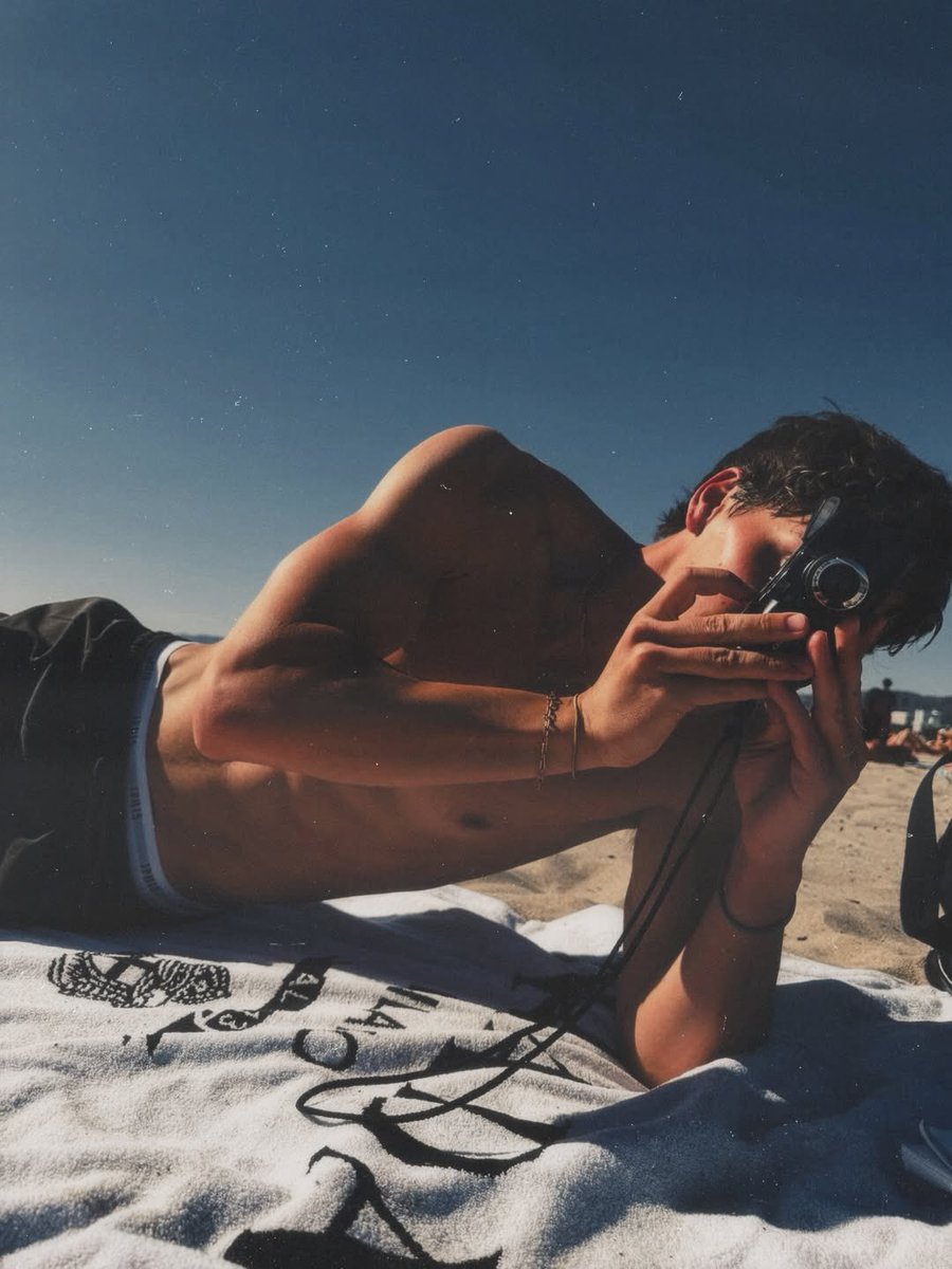 𝐄𝐭𝐡𝐚𝐧 tweet media