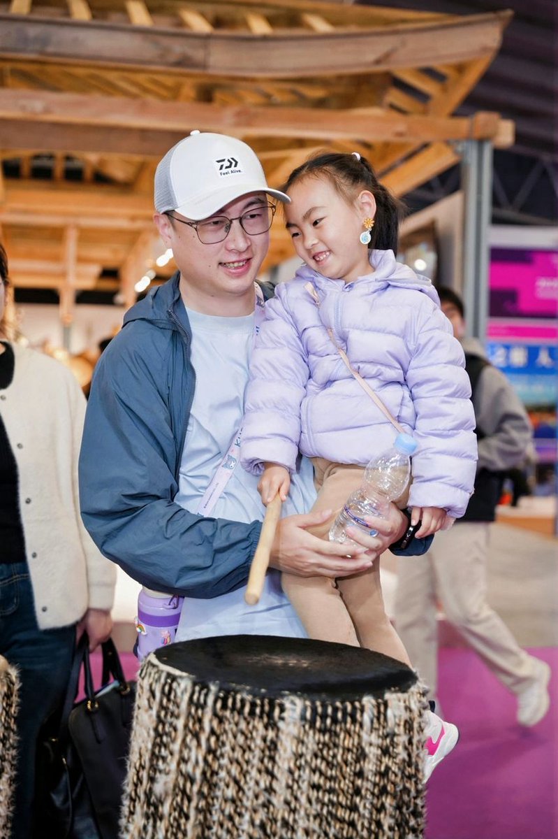 Uganda Embassy Beijing, China tweet media