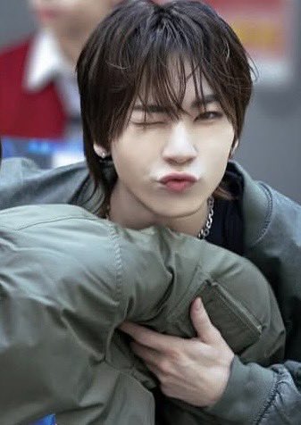 🍓⸝⸝꙳ tweet media