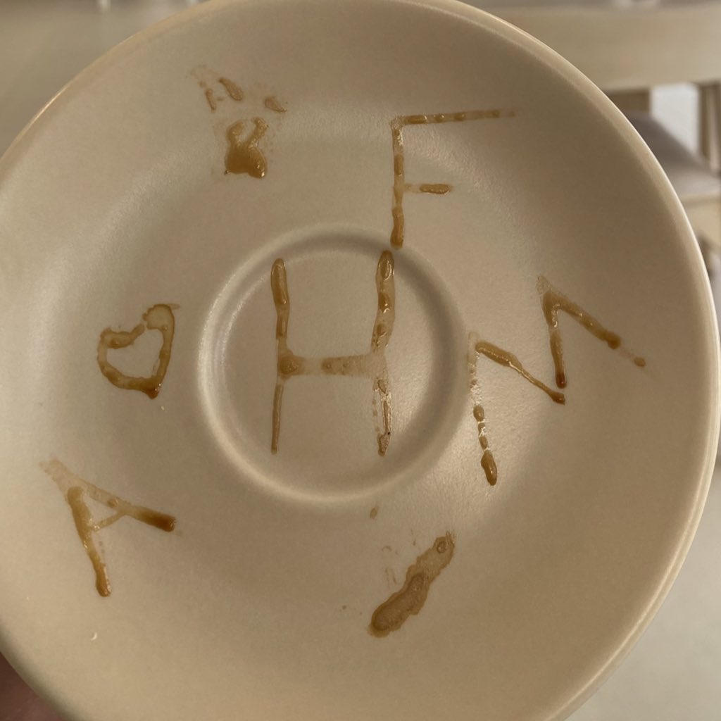 Maryam.Az ⚕️ tweet media