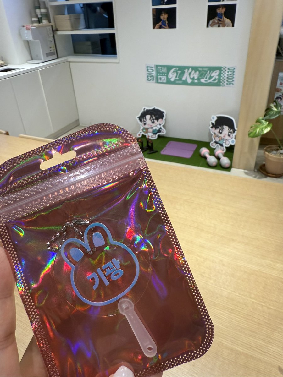 rl4hkdlove's tweet photo. 기광오빠로 가득했던 광관장의 포케클럽 🫶 https://t.co/Yhrc15hjyd