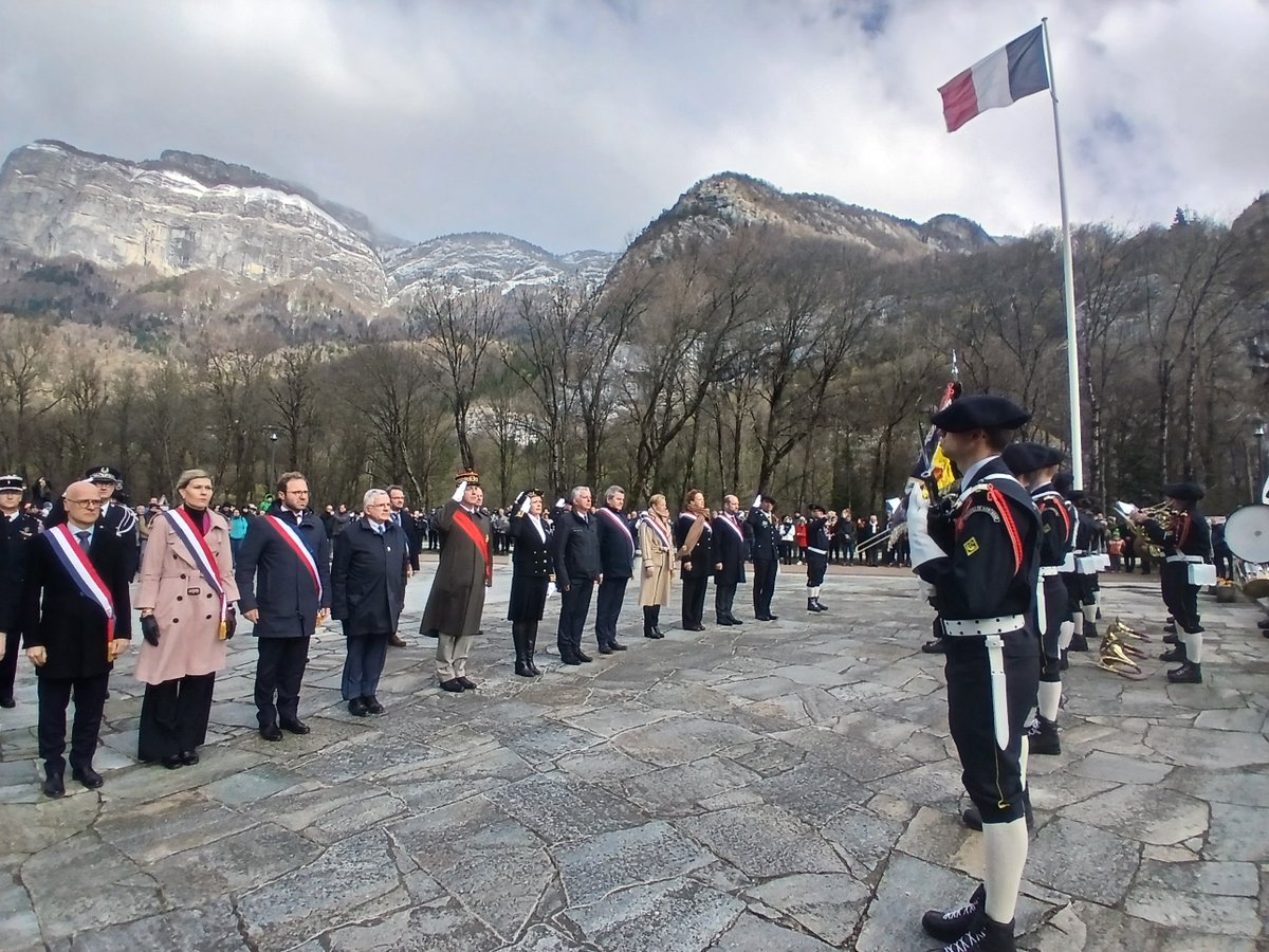 Image de Préfète de la Haute-Savoie - 🇫🇷 Ce matin, Emmanuelle Dubée, Préfète de la Haute-Savoie a rendu hommage aux héros des Glières en