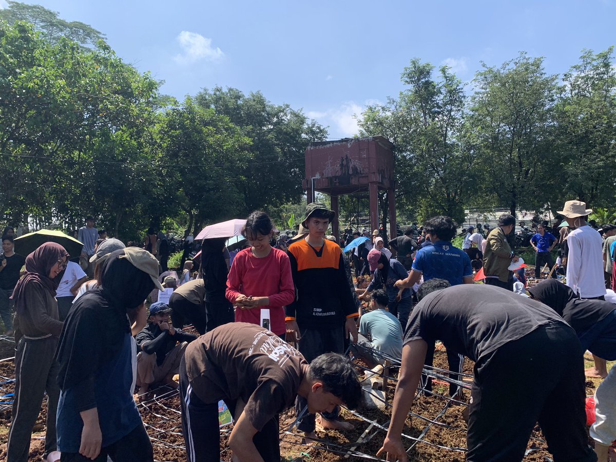 eyaa 🥣 tweet media