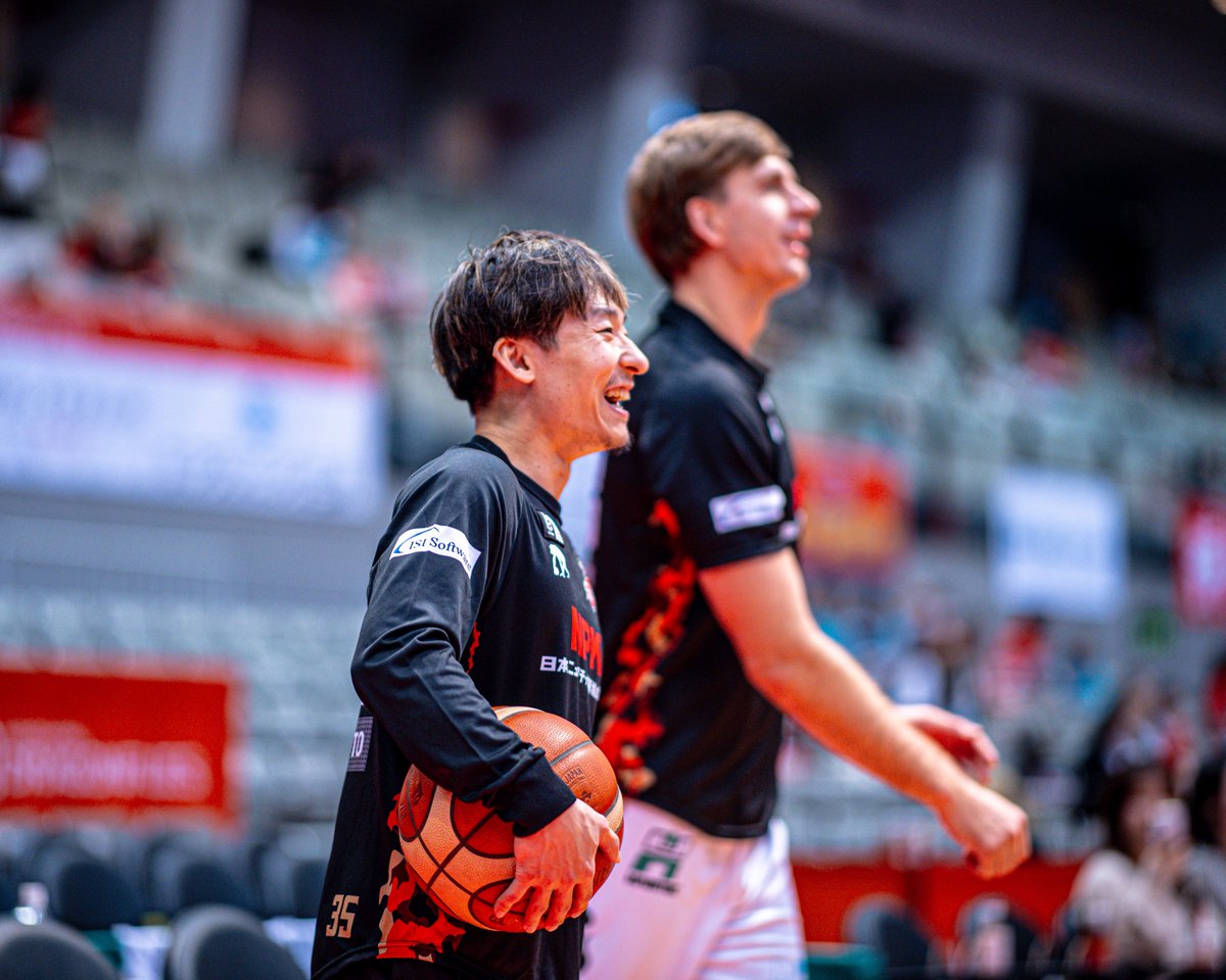 ʜᴀʀᴜɴᴇ tweet media