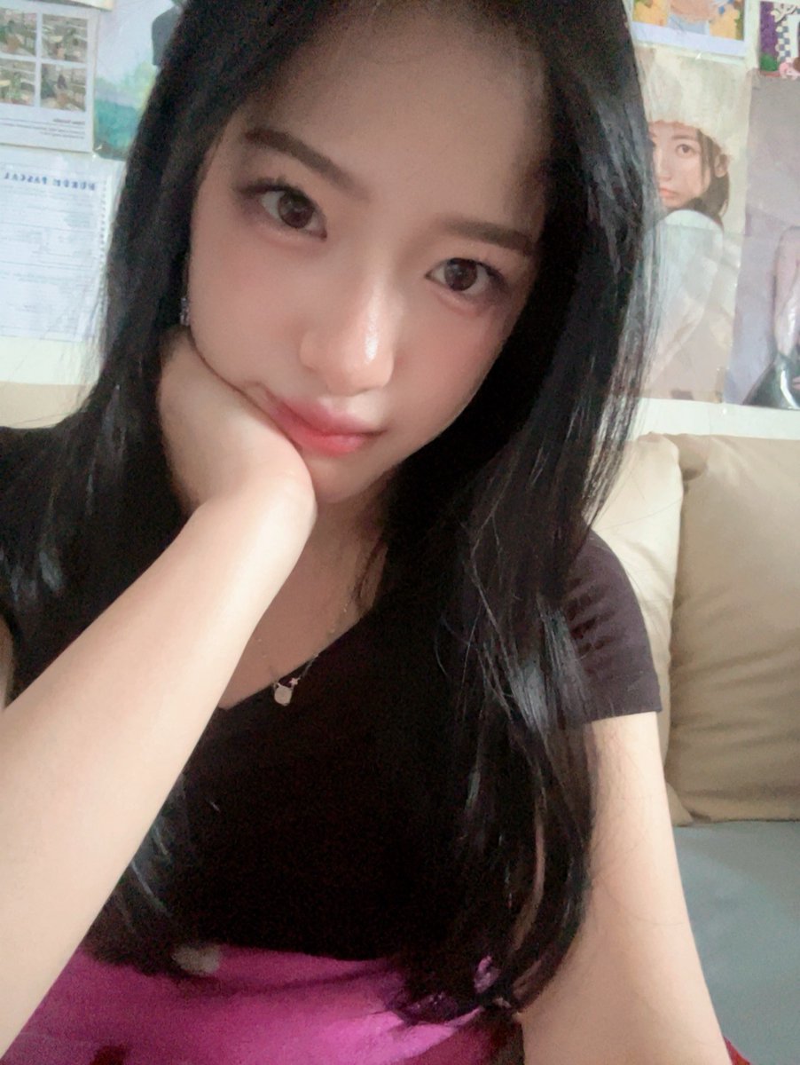 𓍢ִ໋🀦 tweet media