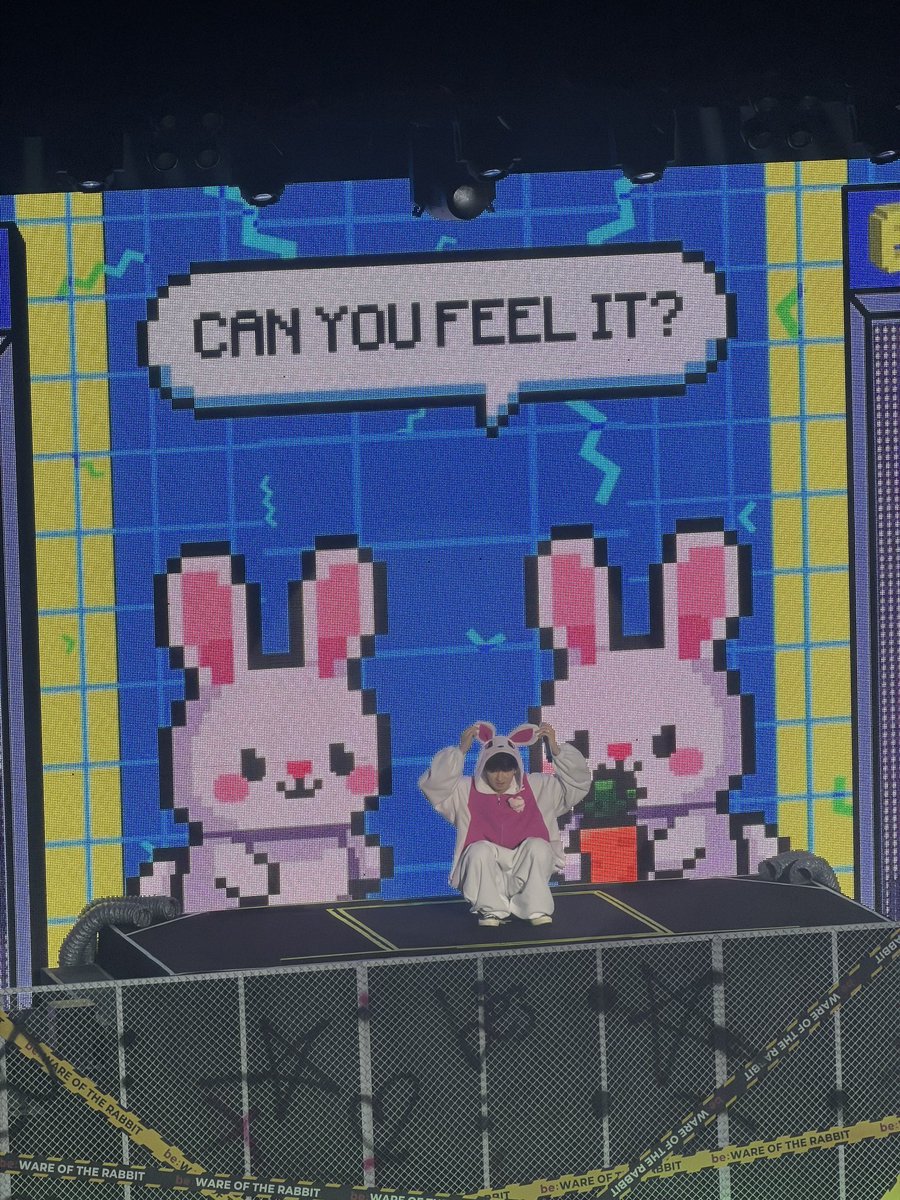 🌙💙 tweet media