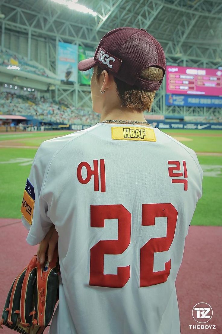 Ｅ Ｒ Ｉ Ｃ tweet media