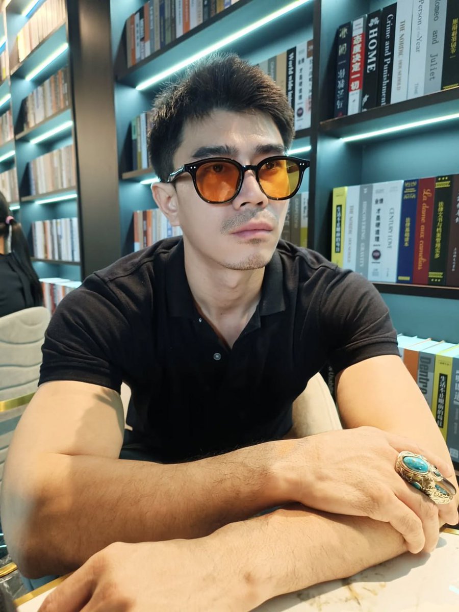 TheBestGayCulture tweet media