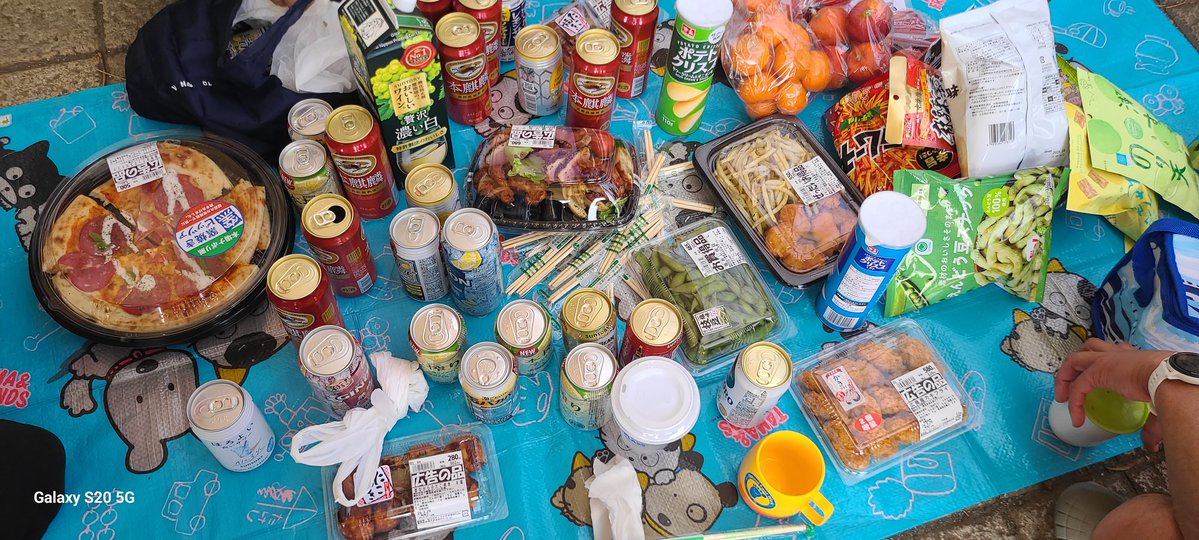 ニット tweet media