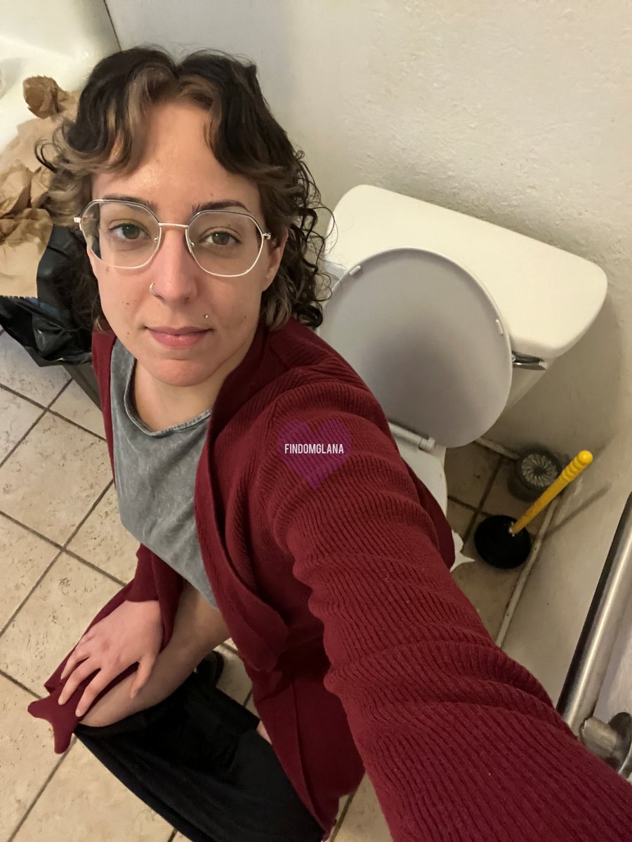 𝑻𝒉𝒆 💩 𝑮𝒐𝒅𝒅𝒆𝒔𝒔 tweet media