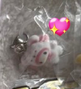 qlia2y's tweet photo. @k_s_1126_ はじめまして。こちら2点買取可能でしょうか？ https://t.co/y59Vx3iqFQ