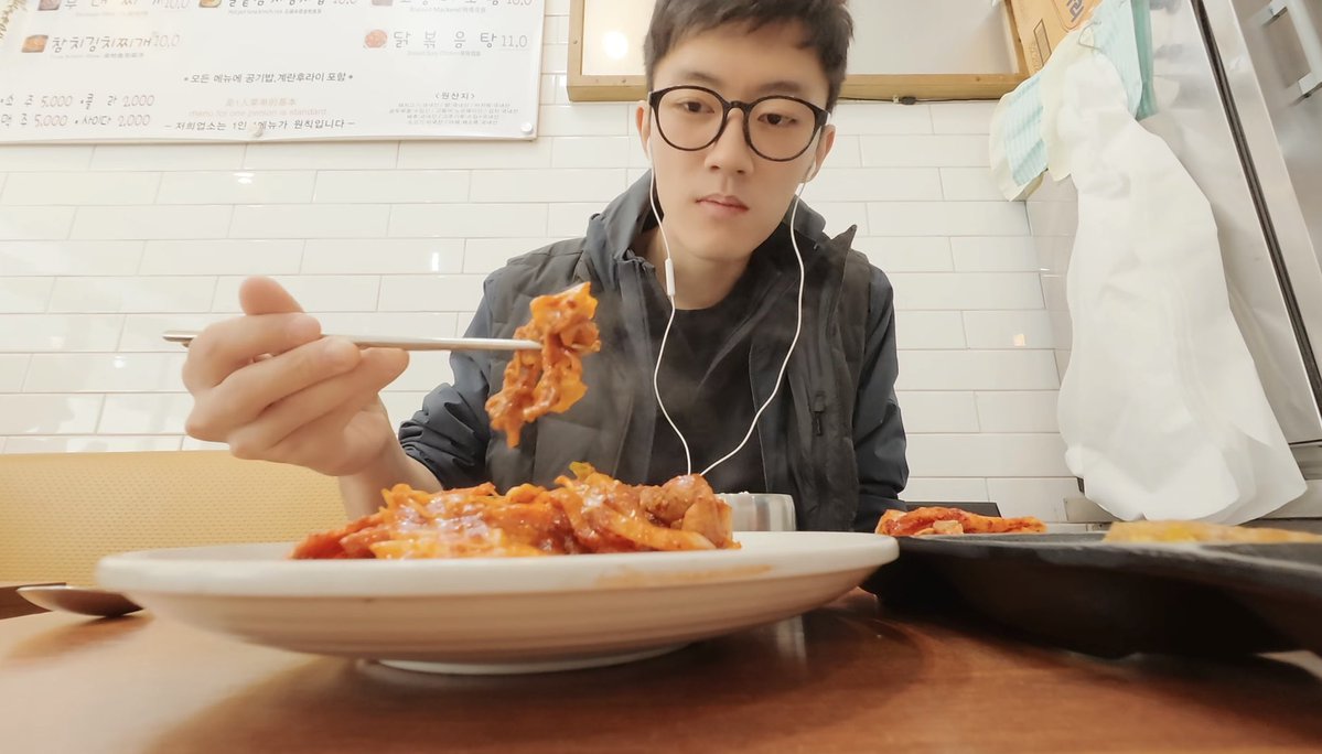 (넹글..💒) tweet media