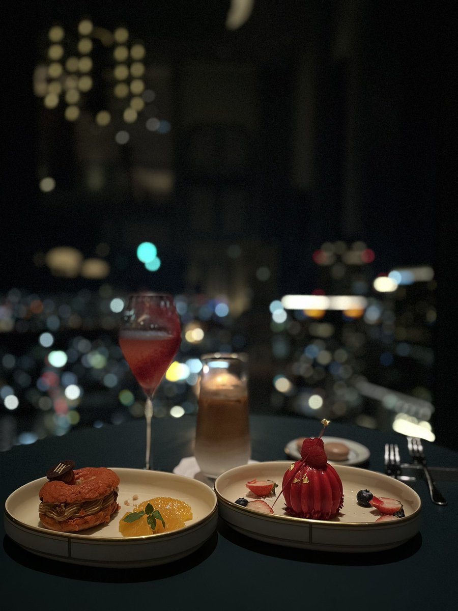 m_____memories's tweet photo. 関西loveすぎて圧倒的に大阪の夜景が1番すき🫶 https://t.co/elaxEZKGpl