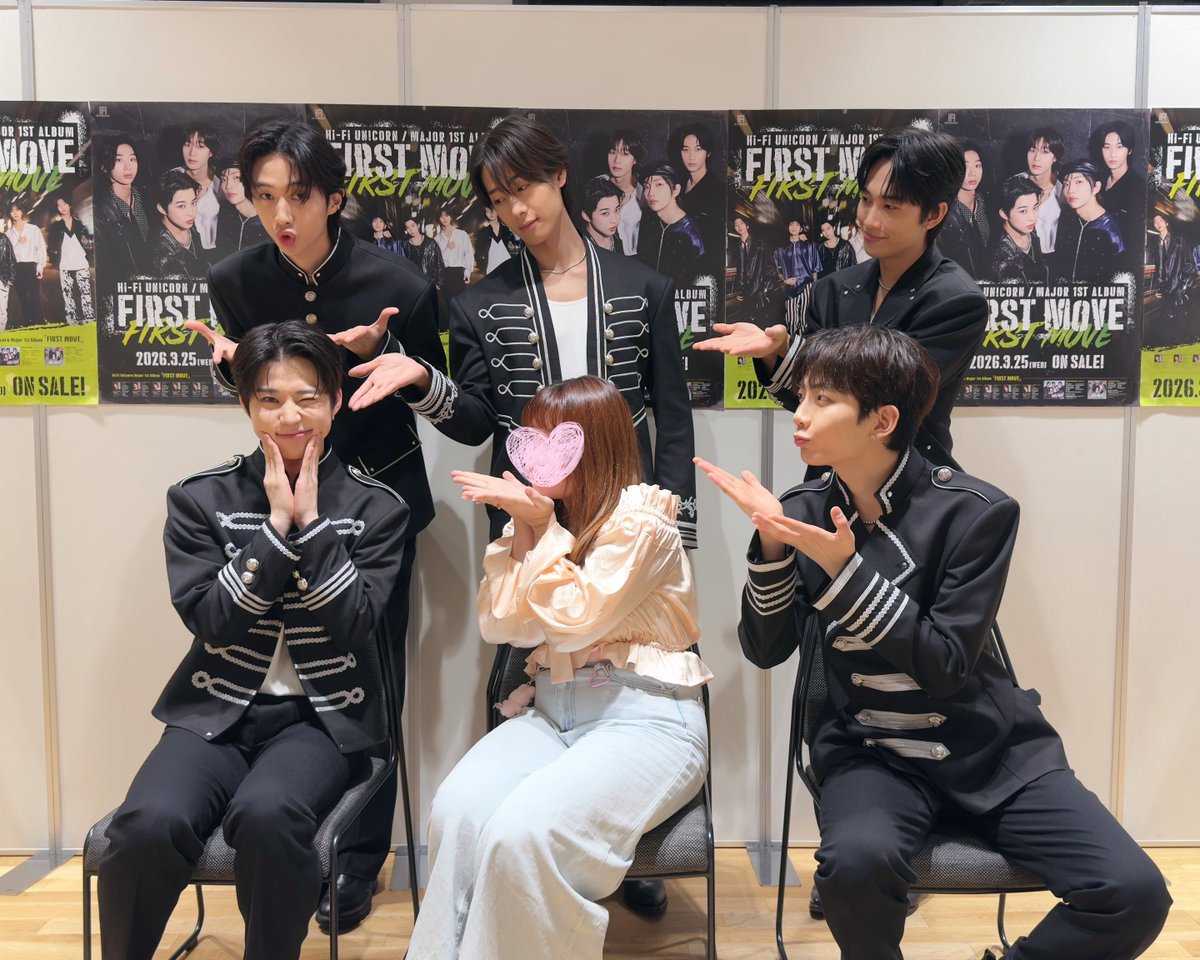 Char_HFU tweet media