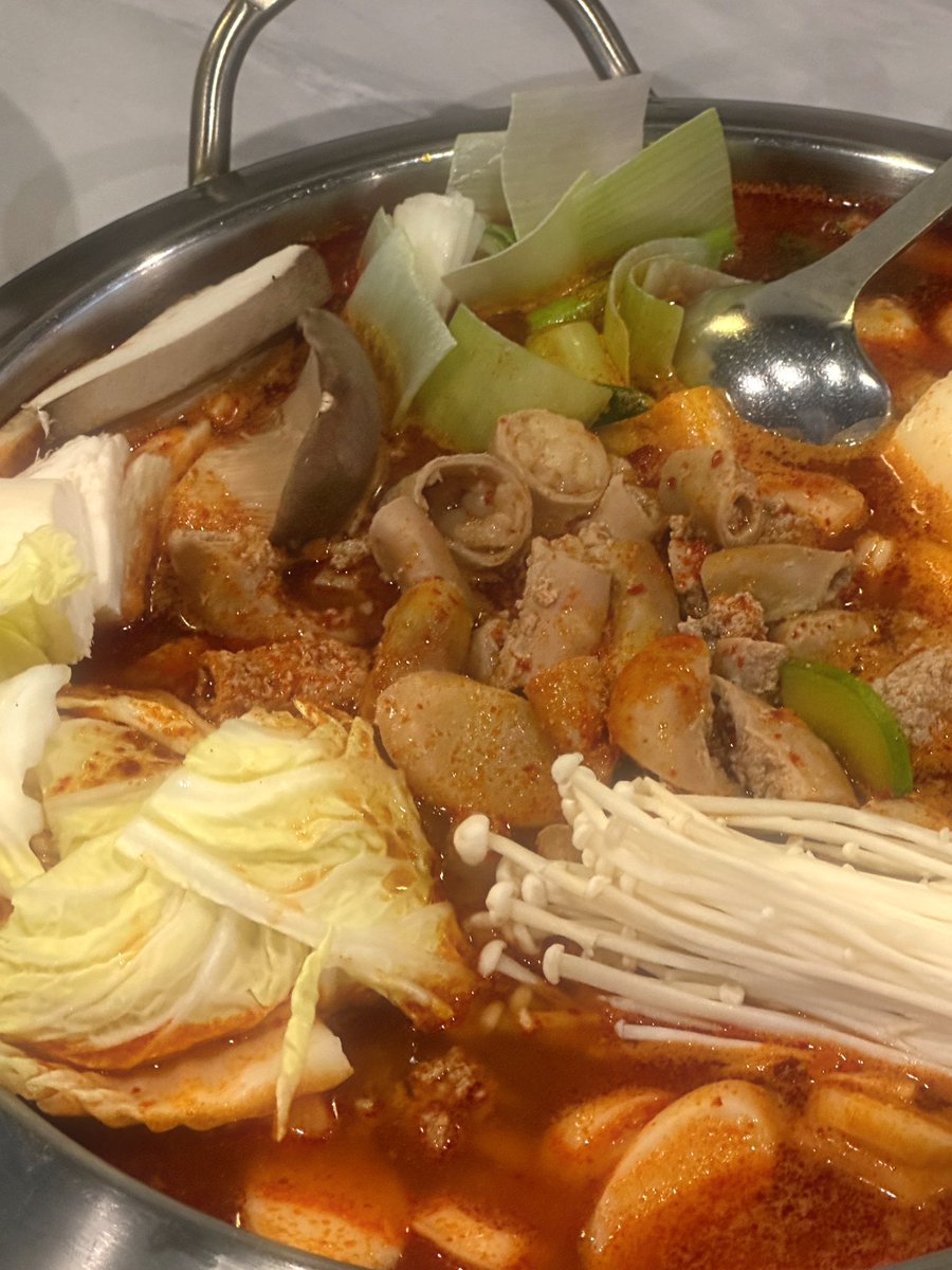 𝙋𝙄𝙉𝙀 🪐 tweet media