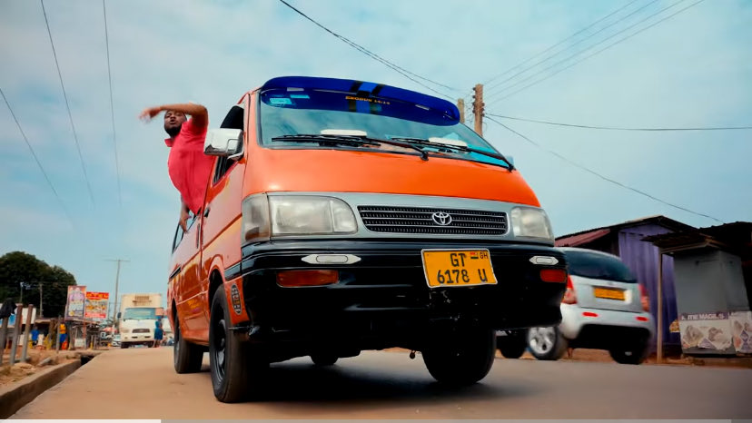 Creatizine Magazine tweet media