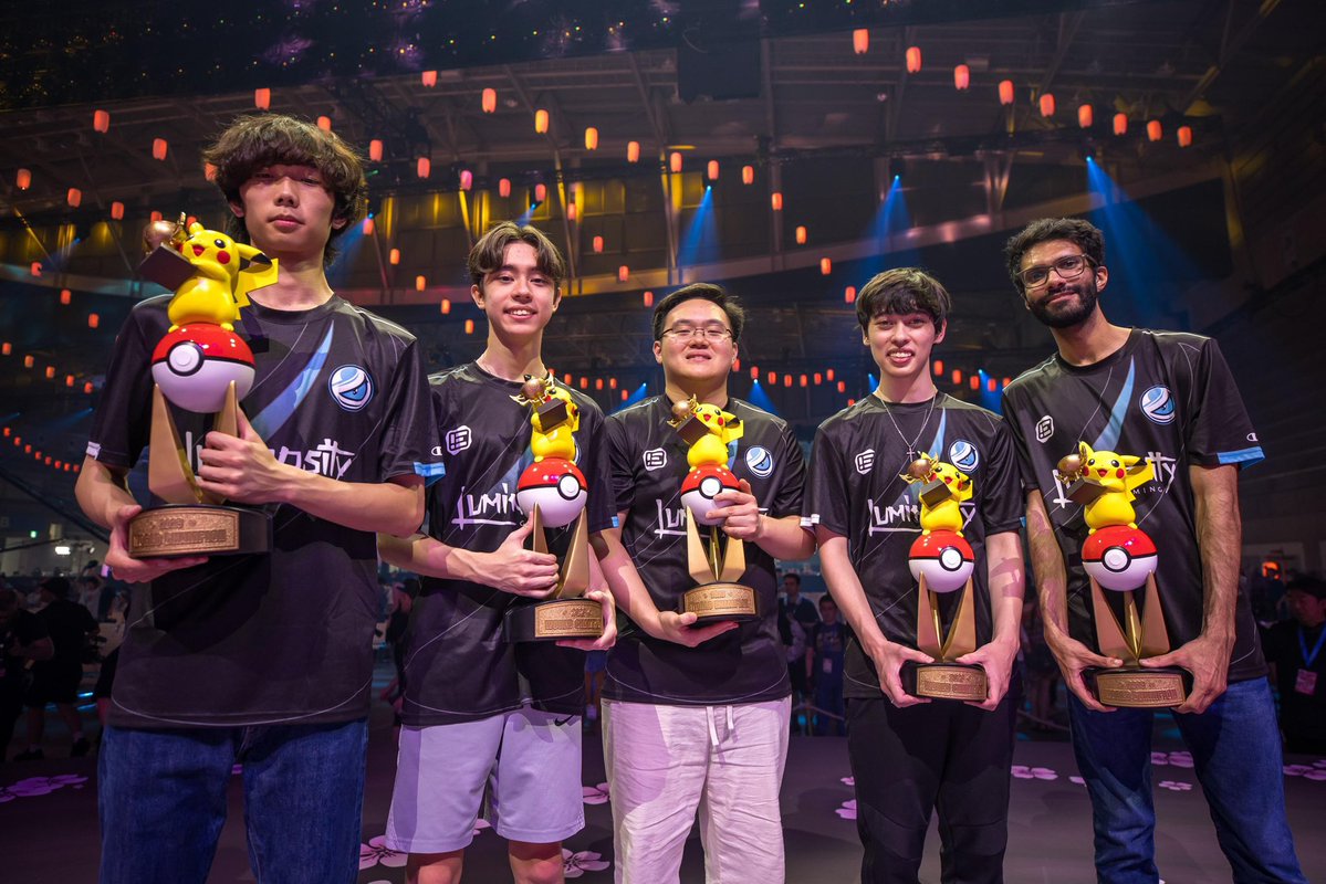 slash 🇹🇼 tweet media