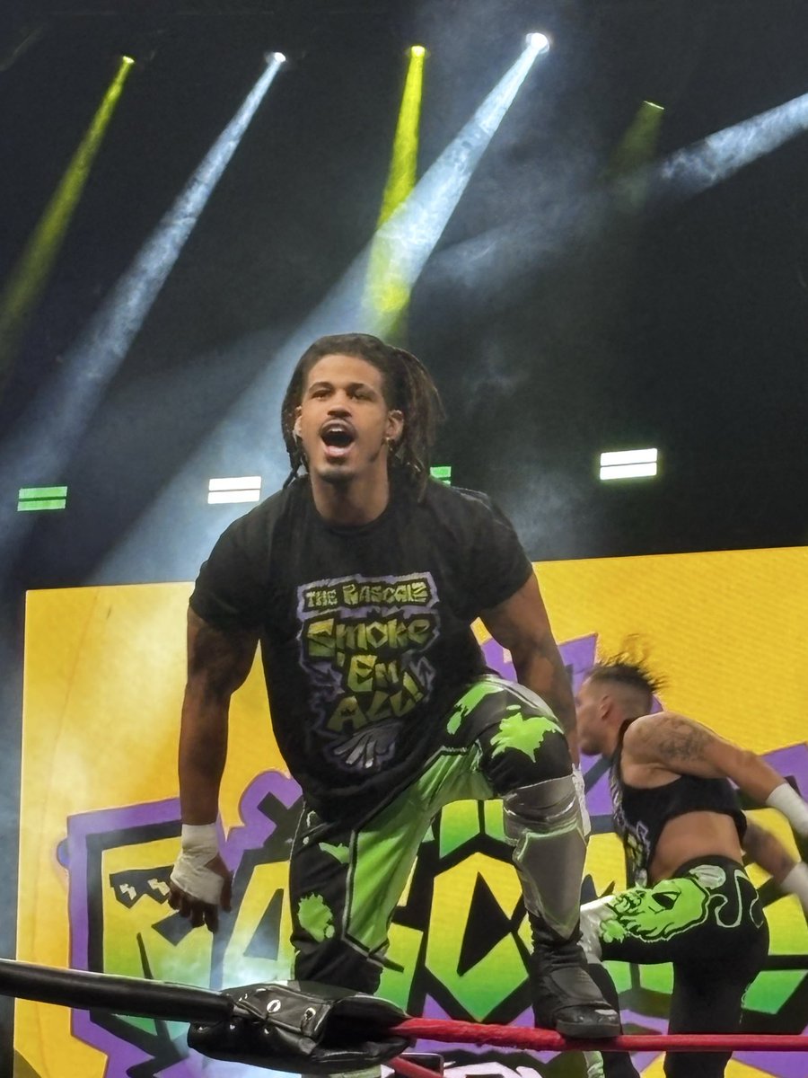MitchP1983's tweet photo. Here’s some pics of #TheRascalz @dezmondxavier last night at @AEW #Collision in #CedarRapids IA! #Wrestling #AEW https://t.co/9WuLyDbGfE