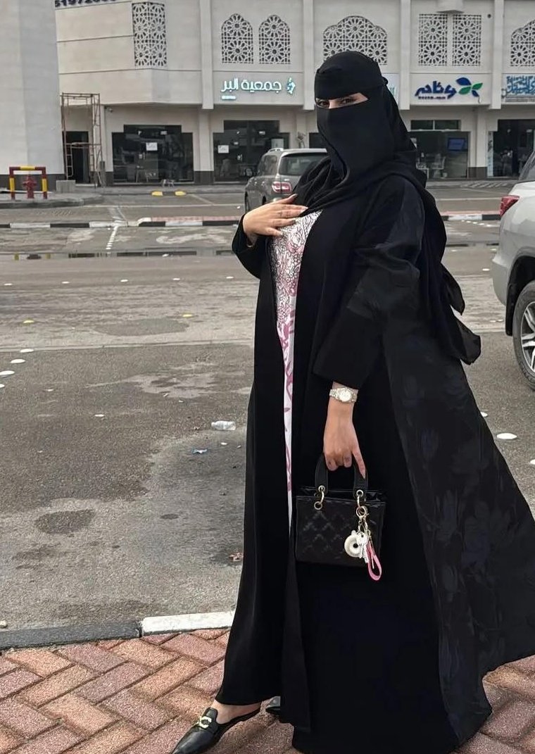 ام ايمان tweet media