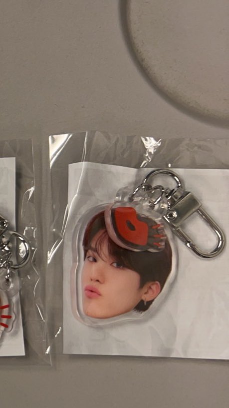 🍞プロフ必読 tweet media