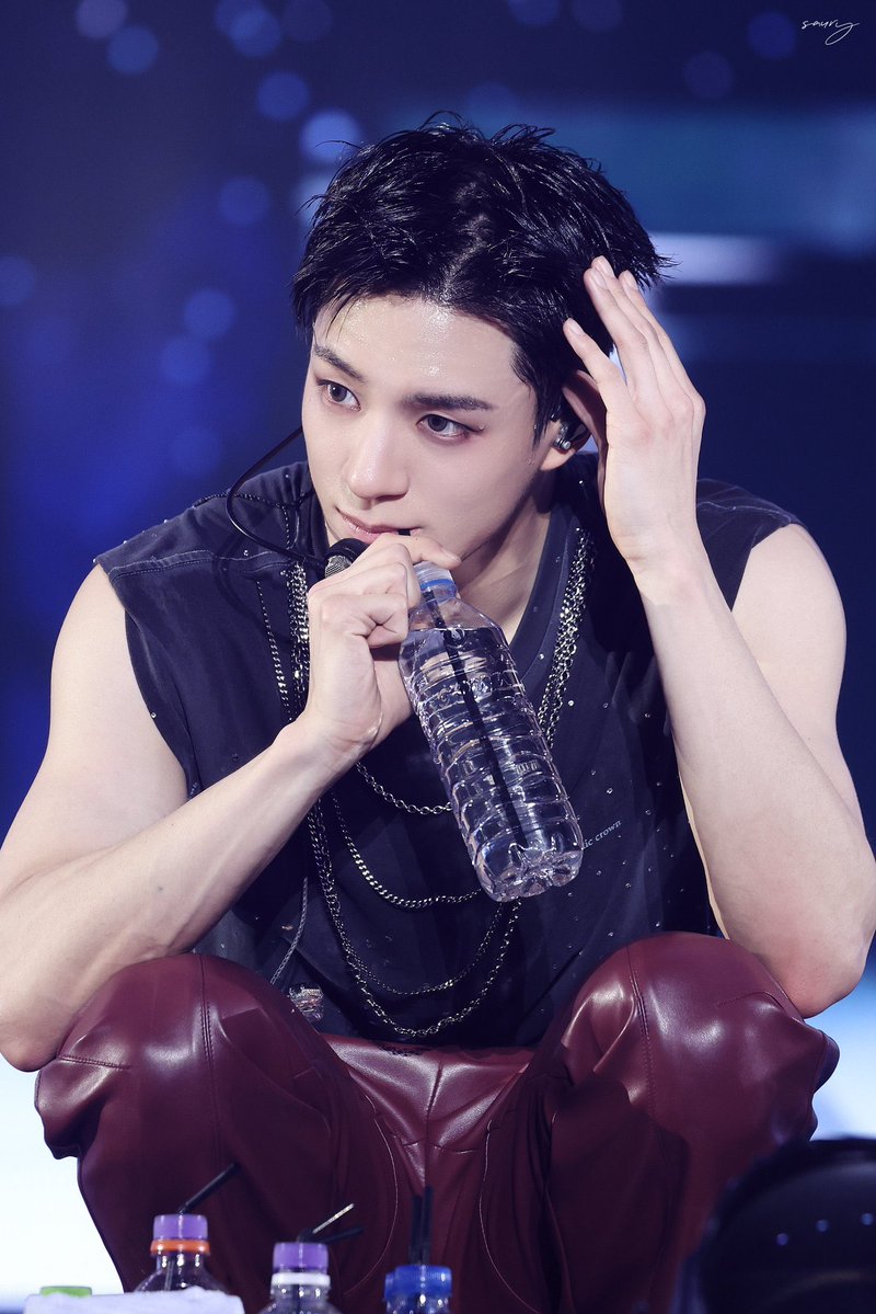 쩬⁶⁵ tweet media