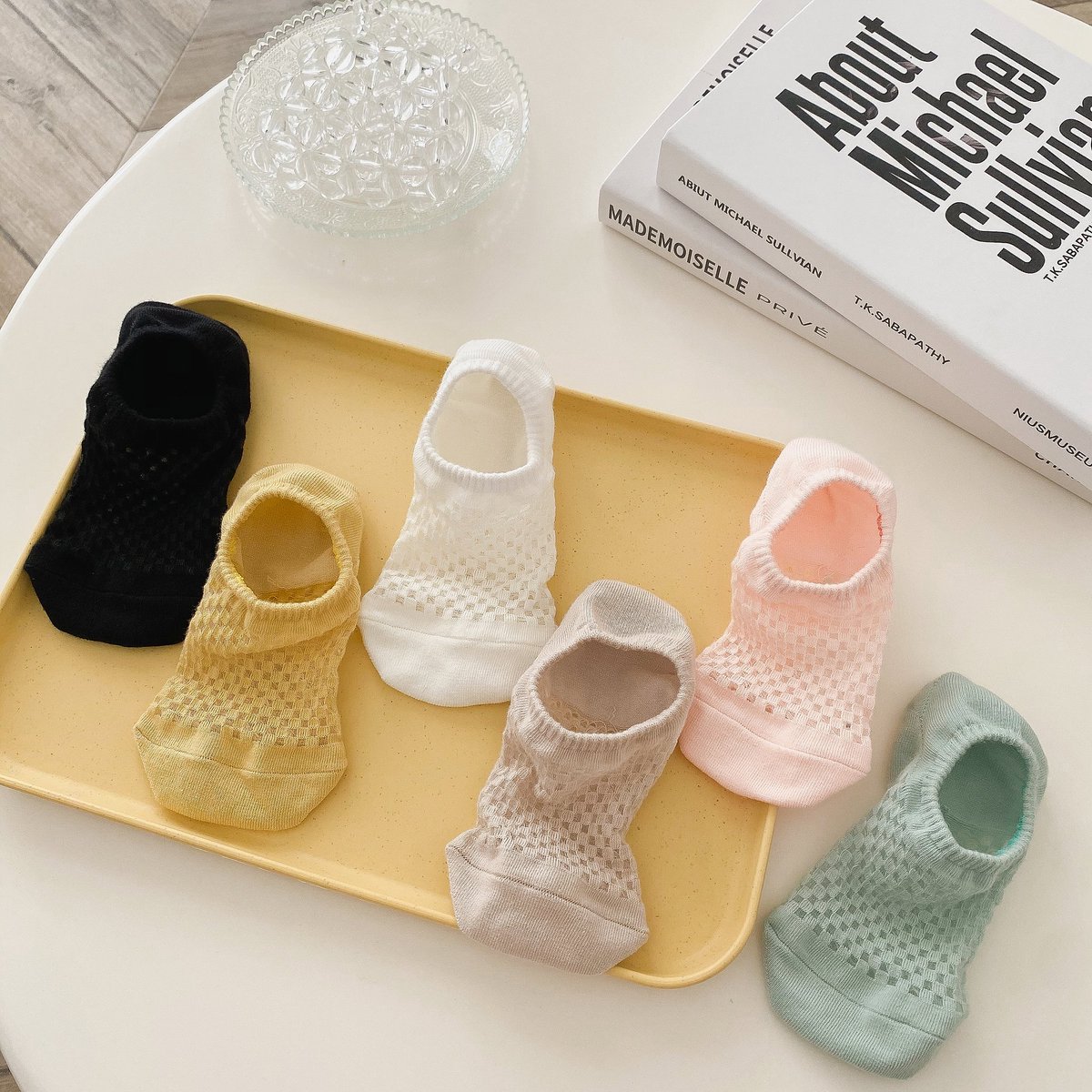 jackhe795821's tweet image. Breathable knit, no sticky feel — simple but works.

#SummerSocks #NoShow #Breathable