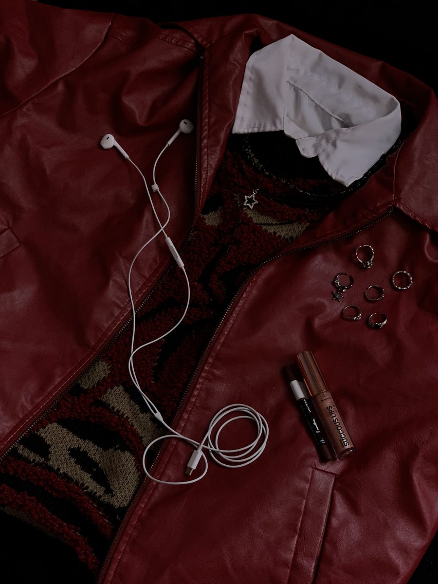 ˚ִִ ˖ tot🫐˚ִִ ˖ tweet media