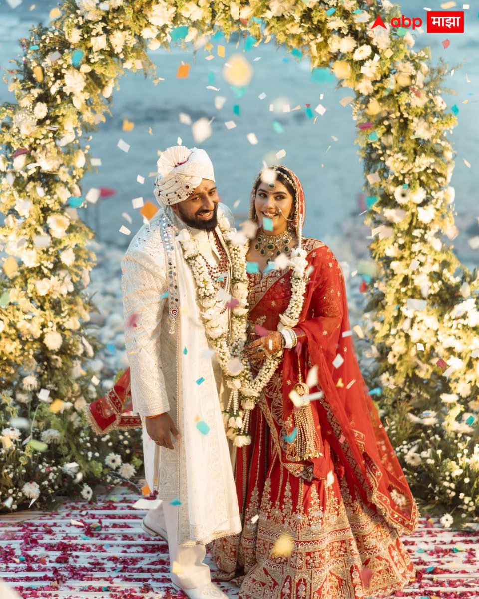 abpmajhatv's tweet image. नवी सुरुवात! 'बिग बॉस'फेम रजत दलाल चढला बोहल्यावर, निसर्गाच्या सानिध्यात लग्नसोहळा संपन्न

#RajatDalal #BigBoss #LatestNews #MarathiNews #Viral

(Rajat Dalal, Wedding, Big Boss, Viral, Latest News)