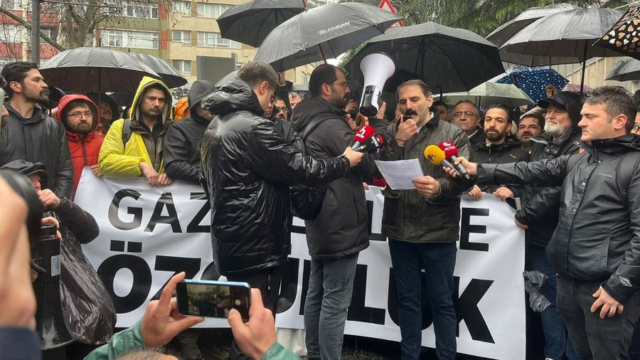KartacaLi_'s tweet photo. #NoToKings Kadıköy https://t.co/ja4bclQIcM