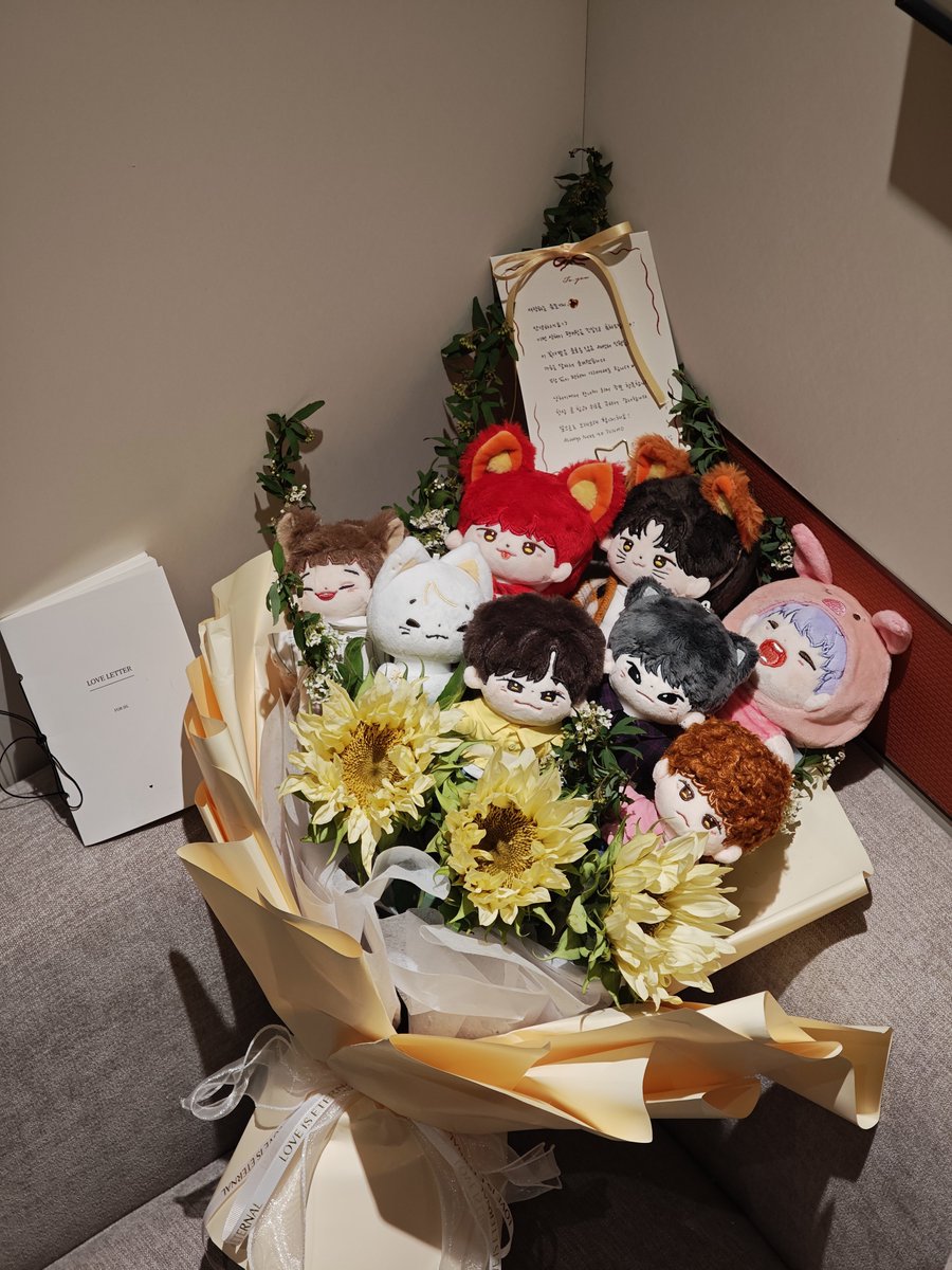 Eternal0125JH's tweet photo. @dlwnsghek 

우리의 마음을 알아줘서 고마워요 
앞으로도 계속 준호 곁에 있을게요💛

#이준호 #준호 #LEEJUNHO #JUNHO https://t.co/NYxct54RWu