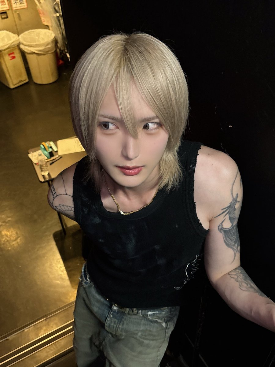 iです。 tweet media