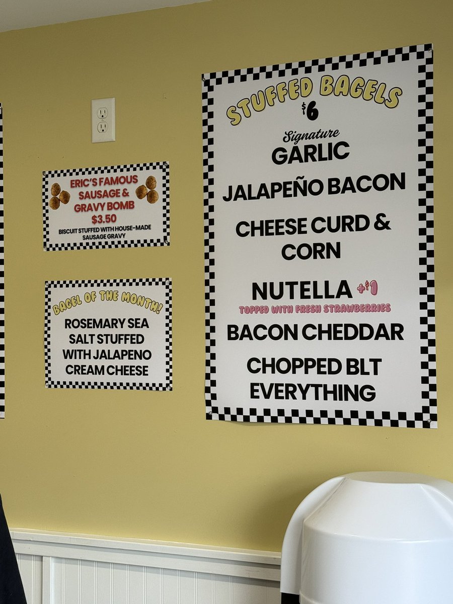 NCal1g1rl7's tweet image. Getting breakfast 

#SupportSmallBusiness
#stuffedbagles