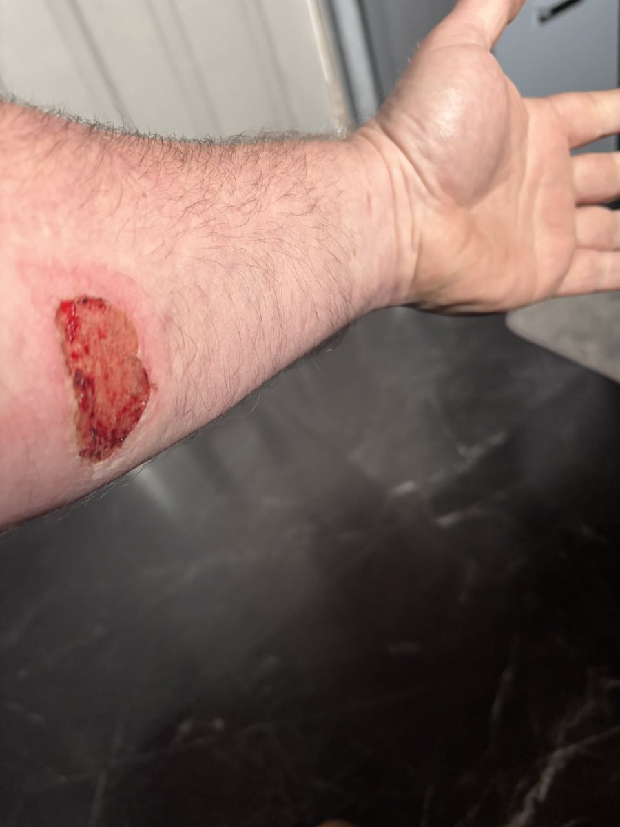 BOURNYBOY tweet media