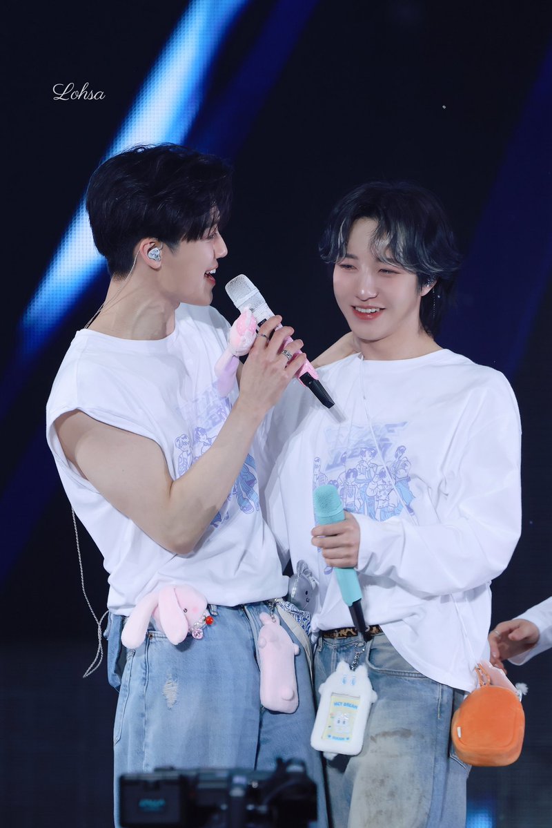 Lohsa로사 tweet media