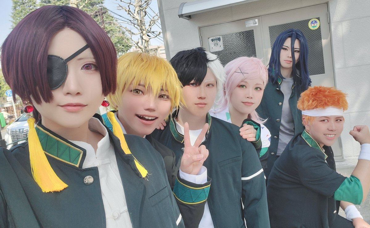 からす原稿中 tweet media