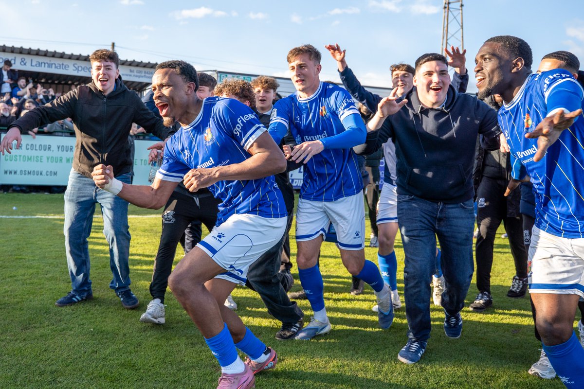Wealdstone FC tweet media