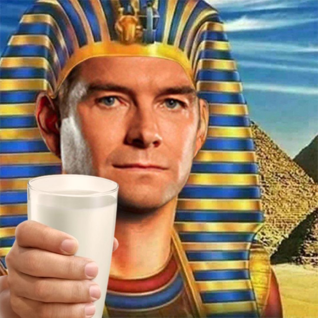 Distinct existence 🇦🇺 tweet media