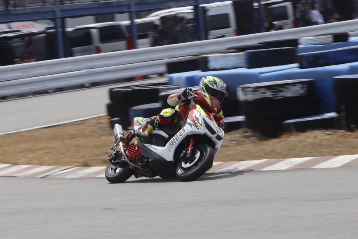 ゆずちょる tweet media