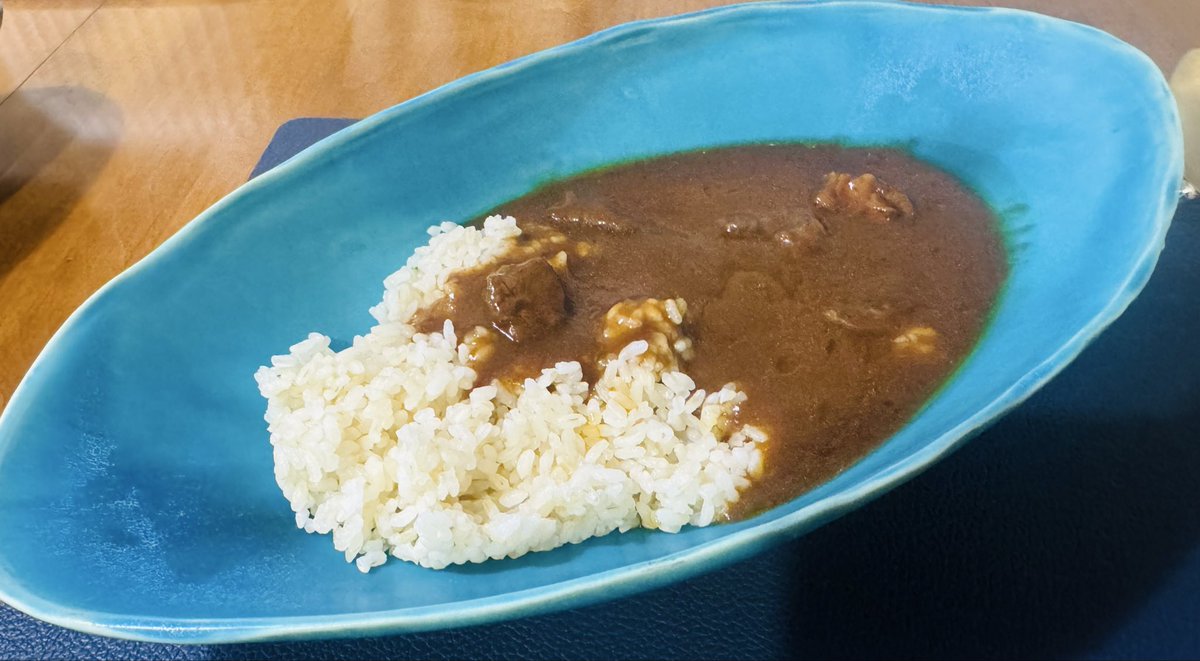 GBH_makabe's tweet photo. 佐藤光義社長、シロッコさがえの皆様
結婚お祝いThank youな😋🍛👍
@nittoonline 

＃日東ベスト
＃シロッコさがえ
＃真壁刀義 https://t.co/iJlQMGCsIr