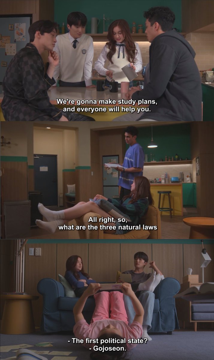 Random TV Screenshots tweet media